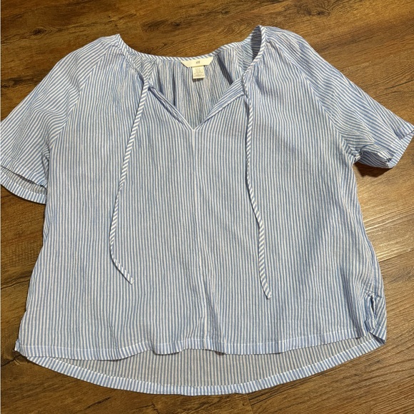 H&M Light Blue Pinstripe Blouse - Picture 1 of 5